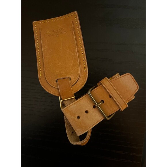 Louis Vuitton Other - Louis Vuitton Luggage Tag with Poignet Vachetta Leather great condition